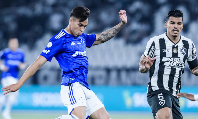 Nhận định, soi kèo Botafogo (RJ) vs Cruzeiro (MG), 02h00 ngày 04/08 1 Cuộc đụng độ đỉnh cao giữa Botafogo (RJ) vs Cruzeiro (MG)
